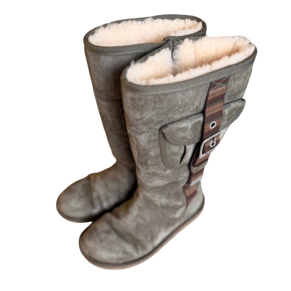 Ugg green suede boots with